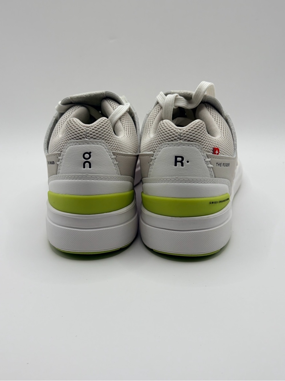 On Running The Roger White Low-Top Sneakers - Picture 4 of 7